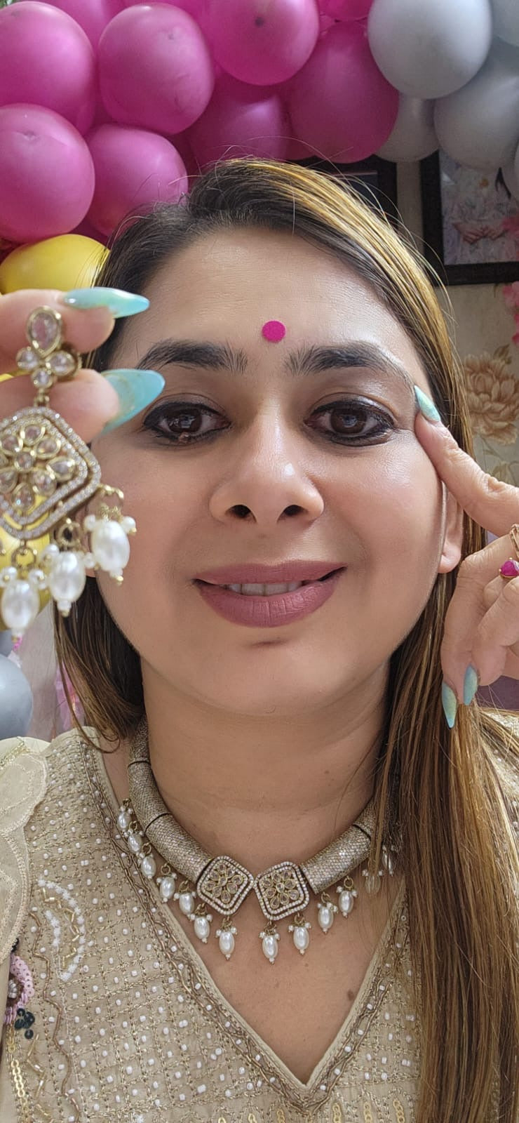 Jewellery that look like Real Diamond - Necklace + Earring