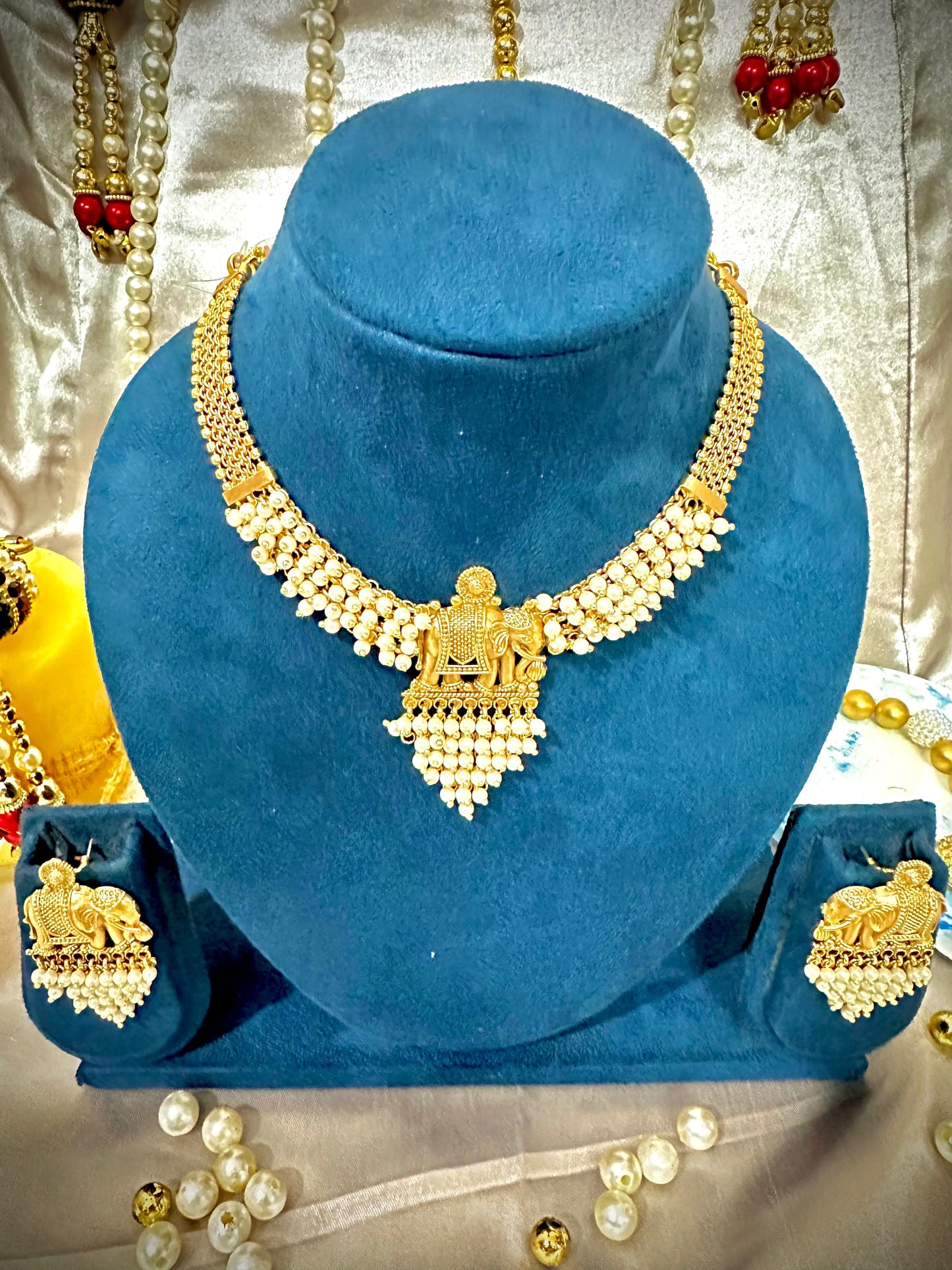 Royal Elephant Pearl Choker Set