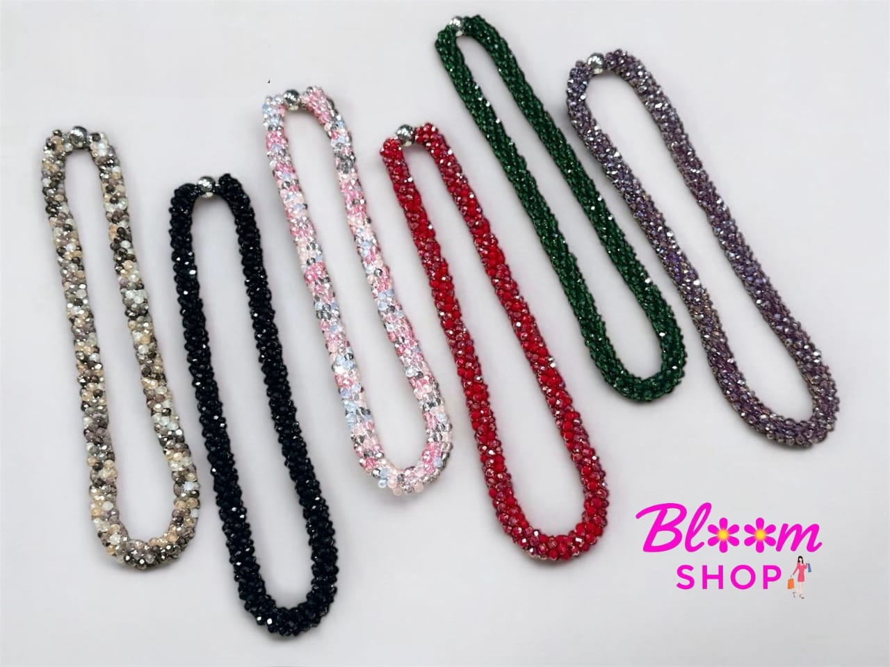 Magnetic Sparkle Neckpiece – Crystal Beads