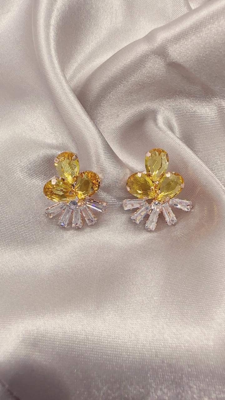 Sunlit Bloom Earrings