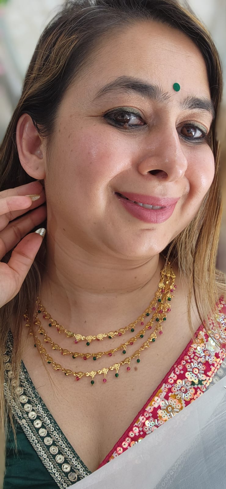 NJ3 - 3 Ladhi Chain With Green and Pink Moti