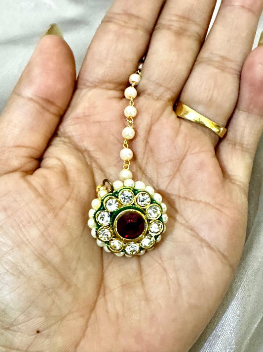 Traditional Kundan & Pearl Maang Tikka