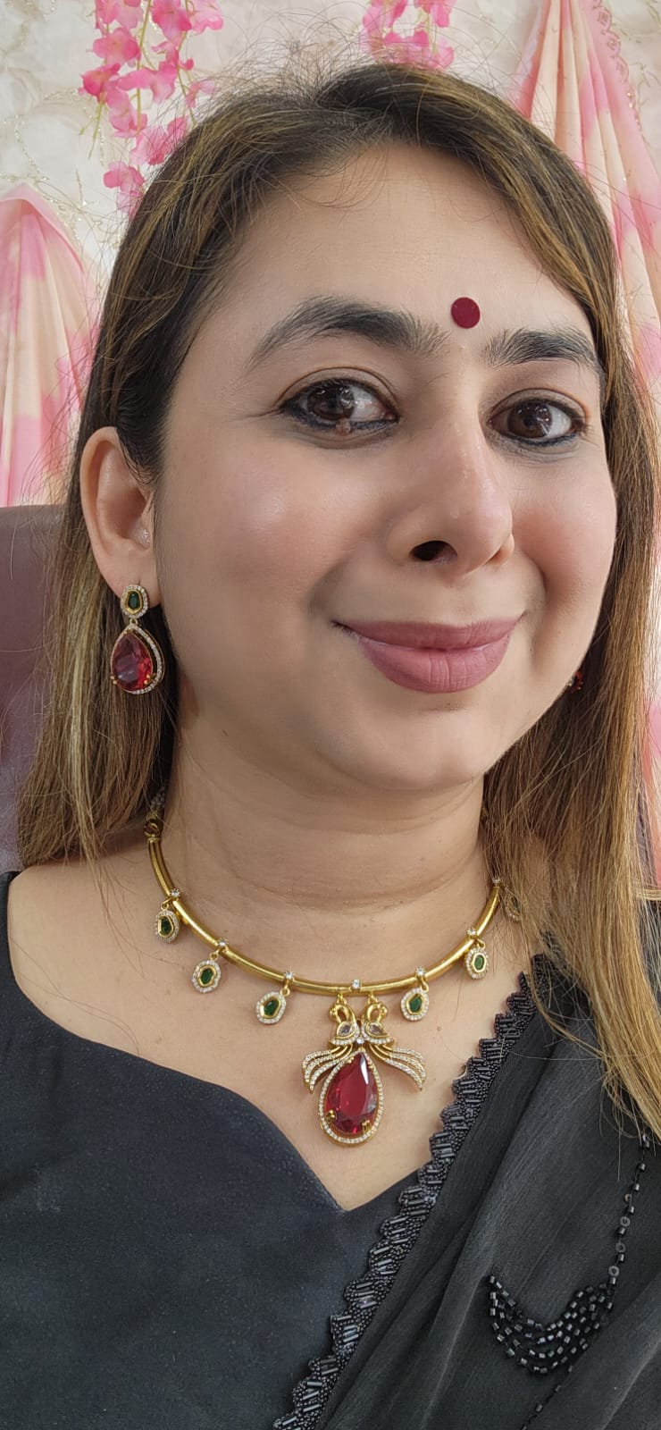J8 - Semi Precious Dubai Hasli
