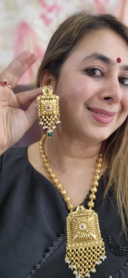 J7 - Matar Mala Pendant Set