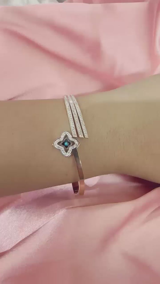 Gold Pave & Sapphire Clover Bracelet