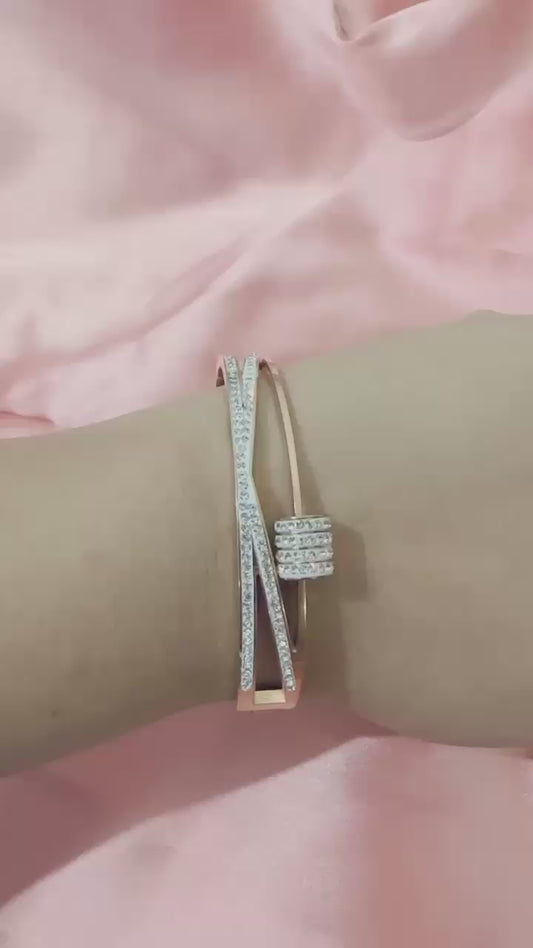 Rose Gold Intertwined Sparkle Bangle